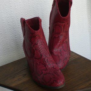 Rampage Red Women Fashion Western Boots Faux Skin